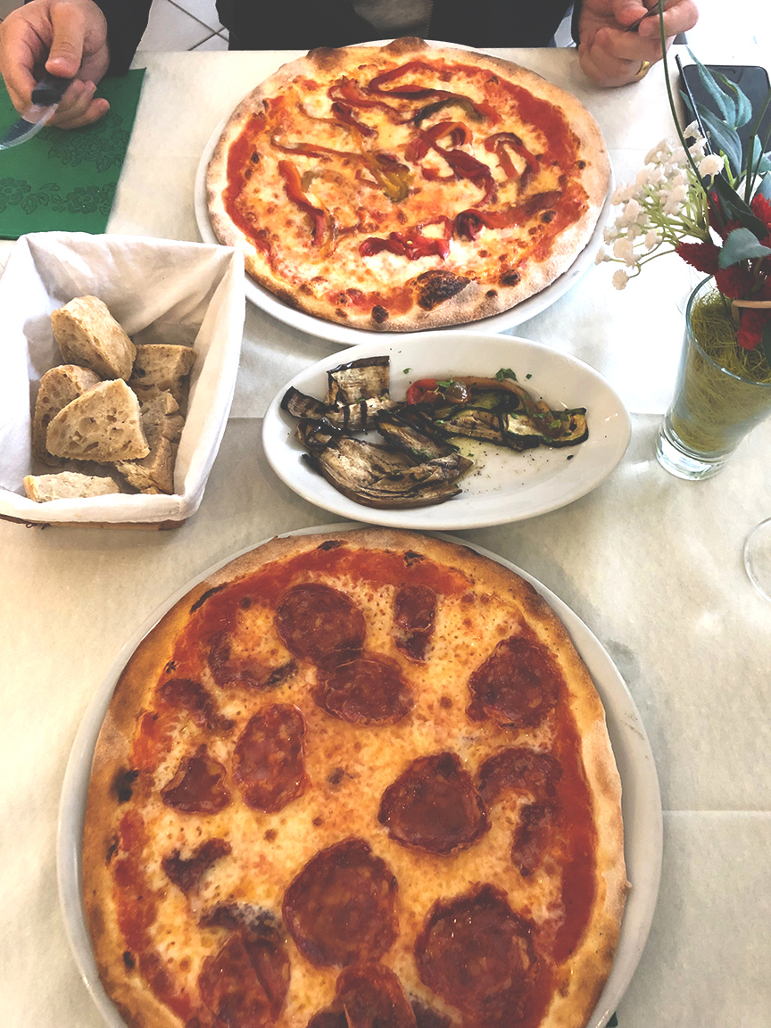 เมือง Rho อิตาลี กินอะไรดี มีอะไรเที่ยว